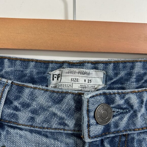 Free People Embroidered Floral Jeans Women’s 25 Boho Straight Leg Raw Hem - Picture 6 of 8